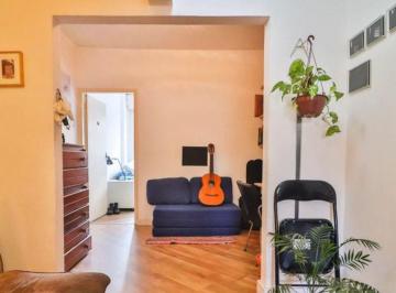 Apartamento , São Paulo · Apartamento de Design: Conforto e Praticidade em Localização Central