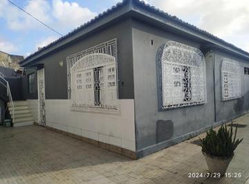 Casa de 3 quartos, Aracaju · Casa de esquina no bairro Ponto Novo - 12,00 m x 28,00 m