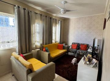 Casa · 256m² · 4 Quartos · 2 Vagas · Casa Térrea à venda 256m² em Campinas no Jardim Santana, com 4 quartos 1 suíte, por R$ 850.000