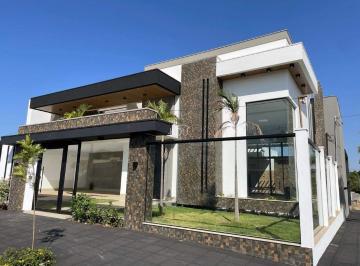 Casa · 357m² · 3 Quartos · Casa de esquina no Jardim Riva - Primavera do Leste