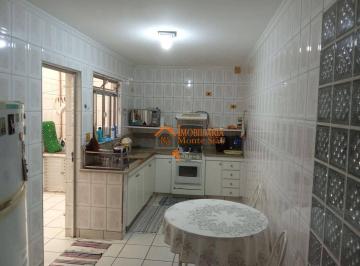 e98e4ded27ca29841b6782f4e299c4189d7fe80c · Casa com 3 dormitórios para alugar por R$ 6.102,00/mês - Vila São João - Guarulhos/SP