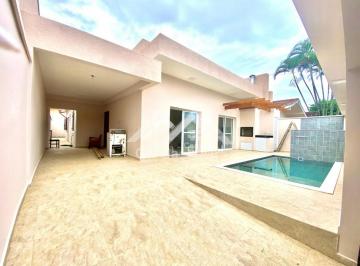 Casa · 180m² · 4 Quartos · 2 Vagas · Casa em Peruíbe