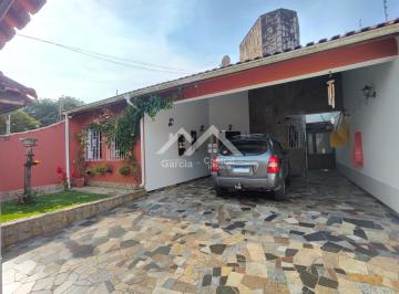 Casa · 250m² · 3 Quartos · 2 Vagas · 
                                Casa em Peruíbe
                            