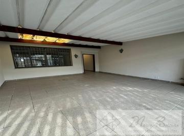 Casa · 157m² · 3 Quartos · 2 Vagas · Excelente Sobrado com suíte a 500mts do metrô Vila Sonia