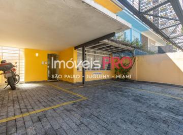 Casa · 160m² · 3 Quartos · 3 Vagas · Casa no Brooklin  para venda 3 vagas de garagem.