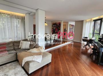 Apartamento · 189m² · 3 Quartos · 4 Vagas · Apartamento Reformado de 189m² no Panamby