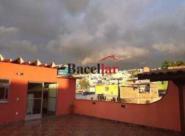 Casa · 360m² · 3 Quartos · 5 Vagas · Casa de rua - / Residencial / Taquara