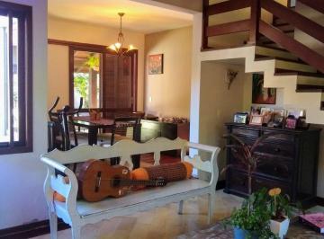 2 · Casa com 3 dorms no bairro Itacorubi