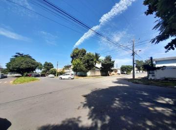 Comercial de 4 quartos, Goiânia · Conjunto Fabiana em Goiânia/GO sobrado de esquina com lojas e apts alugados 