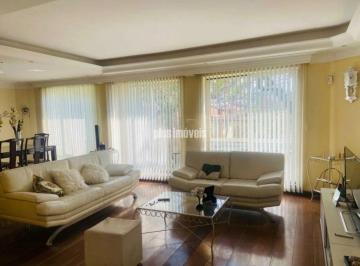 Casa · 275m² · 3 Quartos · 4 Vagas · JARDIM PRUDÊNCIA/JARDIM UMUARAMA 275 M ÁREA CONSTRUÍDA E 387 M ÁREA TOTAL 3 SUÍTES 4 VAGAS