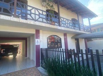Casa · 371m² · 4 Quartos · 3 Vagas · Casa/sobrado com 5 quartos - Centenário