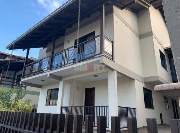 Casa · 360m² · 5 Quartos · 4 Vagas · Casa à Venda no Nova Brasília em Jaraguá do Sul