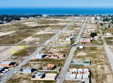 Terreno · 300m² · Terreno na AV Interpraias