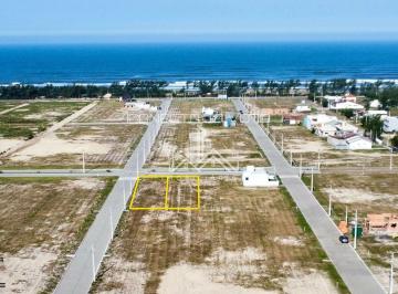 Terreno · 300m² · 2 Terreno no VDN
