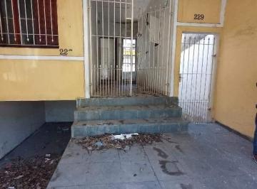 Terreno · 180m² · 4 Quartos · 3 Vagas · Terreno com duas casas no bairro Vila Camilópolis - Santo André/SP