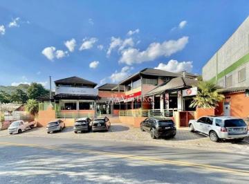 b5597eaec6021e7e8e6b74a8187e37ff769ad3bd · Galeria a venda no Centro da Granja Viana