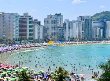 6d0e2eee3a4cf00b8a46ca81b5a7cc6cf5d468a9 · Apartamento com 3 dormitórios à venda, 120 m² por R$ 1.380.000,00 - Asturias - Guarujá/SP