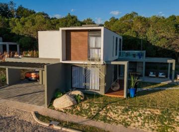 f05b9cd115181d550249eebe3229f2642a3dbeac · Casa com 3 dormitórios à venda, 195 m² por R$ 1.638.828,00 - Cidade Satélite - Atibaia/SP