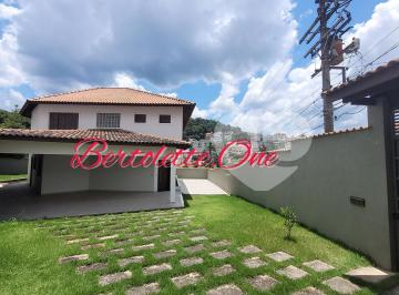 Casa de 4 quartos, São Paulo · Sobrado, 320m2, 4 quartos (3 suítes), 3 salas, 8 vagas, quintal, Horto Florestal
