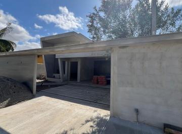 Foto 01 · CASA LINEAR COM 3 QUARTOS SENDO UM SUÍTE A VENDA NO JARDIM BELA VISTA, RIO DAS OSTRAS