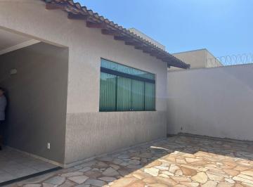 Casa · 210m² · 3 Quartos · 2 Vagas · Casa com 3 quartos à venda, bairro Morada da Colina - Uberlândia/MG