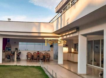 a5549e7cf22e77de13d6b64fc360b7340549c12f · Casa com 4 Suites à venda, 459 m² Parque Lago Azul Pindamonhangaba/SP