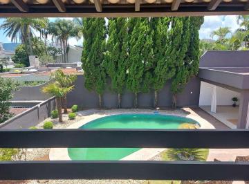 Casa · 570m² · 4 Quartos · 3 Vagas · Casa linda à venda na Vila Oliveira | Mogi das Cruzes.