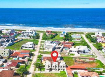 aac0b9ae9c39ba7de63ecb073ff0549a400d1898 · Sobrado com 2 dormitórios à venda, 79 m² por R$ 460.000,00 - Coroados - Guaratuba/PR