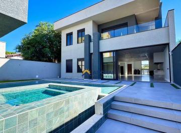 d2ffc2688805fc3f342163af644ee35d2df4128e · Casa de Alto Padrão com Sala de Cinema, 4 Dormitórios, Próximo ao Mar, à venda, 461 m² por R$ 3.980.
