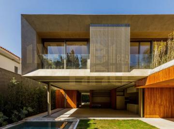 Casa · 620m² · 5 Quartos · 4 Vagas · Casa à venda Jardim América com paisagismo de Alex Hanazaki | 5 quartos/5 suítes