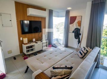 Sobre o imóvel: 

Valores:
- Aluguel: R$ 6500
- Condomínio: R$ 900
- IPTU: R$ 35 · Casa para Aluguel - Laranjeiras, 2 Quartos,  120 m2 - Rio de Janeiro