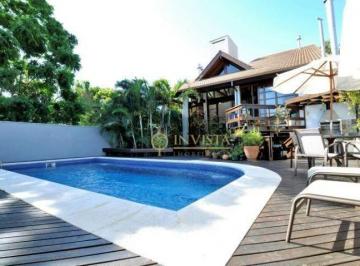 8dbfbd37ac00aaf4f8b9a81fd250fbd921d56aa5 · Alto padrão com piscina privativa, 4 quartos, elevador e 4 vagas à venda no João Paulo.