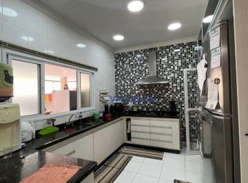 173e9d0dfe05f41e10e653f776d3b0b7fd20f04b · Casa com 3 dormitórios à venda, 240 m² por R$ 1.700.000,00 - Villa Branca - Jacareí/SP