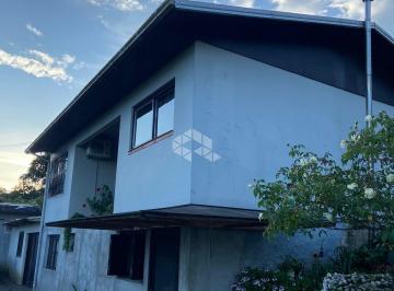 472222_i41yh252_47222265536405c6959.jpg · Casa grande, com ampla área externa, parreiral e vinícola, no interior de Garibaldi