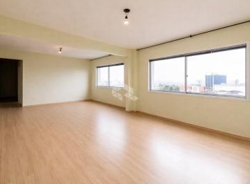 Apartamento · 136m² · 3 Quartos · Apartamento 3 dormitórios, suíte, elevador, no bairro Santana, em Porto Alegre. Aceita financiamento