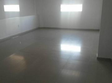Comercial · 245m² · 2 Vagas · Galpão à venda no Bairro Jardim Brasília - Uberlândia/MG