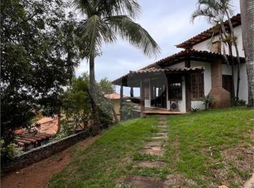 Casa · 400m² · 4 Quartos · 2 Vagas · Condomínio com 4 quartos à venda em Albatroz - RJ