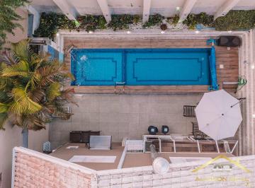 Casa · 400m² · 5 Quartos · 4 Vagas · Casa em Condomínio no Residencial 3 - Recém Reformada - Centro/Alphaville.