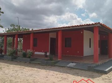Foto 01 · Casa/chácara disponível para a venda localizada em Santa Anápolis!