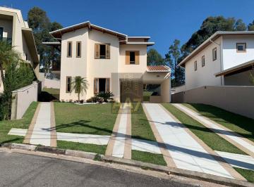 Casa · 272m² · 3 Quartos · 6 Vagas · Linda casa de Condominio a Venda em Cotia.