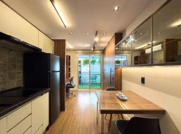 Apartamento · 40m² · 2 Quartos · 1 Vaga · Flat Reformado e Mobiliado no Setor Hoteleiro Norte: Design Inovador e Renda Garantida!