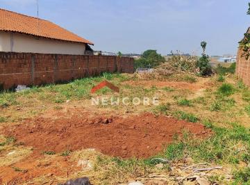 Terreno · 250m² · Lote em  Rua Leonor Martins Junqueira - Vivenda Cote Gil - Olímpia/SP