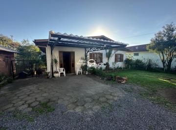 Casa · 115m² · 3 Quartos · 2 Vagas · Vende-se casa com 3 dormitorios em Canela a 3 minutos da Catedral de Pedra