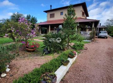 Casa · 250m² · 4 Quartos · 2 Vagas · Vende-se Casa em Condominio em Viamão com 4 dormitorios de R$1.600.000,00 por R$ 990.000,00