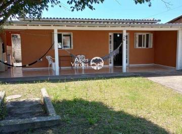 Casa · 250m² · 2 Quartos · 2 Vagas · Vende-se Casa em Capão da Canoa com 250 m²