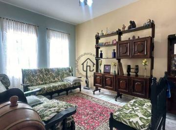 Casa · 154m² · 3 Quartos · 4 Vagas · Casa à venda no Jardim Imperial em Valinhos.