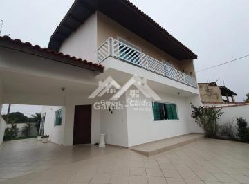 Casa · 223m² · 4 Quartos · 5 Vagas · Casa em Peruíbe
