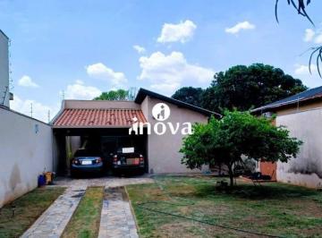 Casa · 135m² · 3 Quartos · 2 Vagas · Casa à venda, 3 quartos, 1 suíte, 2 vagas, Boa Vista - Uberaba/MG