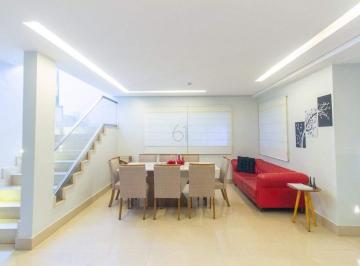 Casa · 400m² · 4 Quartos · 3 Vagas · Shigs 707 - Esquina - Moderna e reformada!