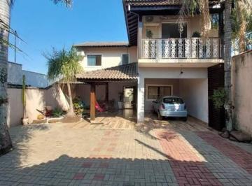 Casa · 212m² · 3 Quartos · 4 Vagas · Casa à venda em Boituva, no bairro De Lorenzi, 212m² de área construída. 